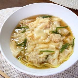 子供も喜ぶ！絶品ワンタン麺